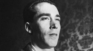 Alejandro Casona.