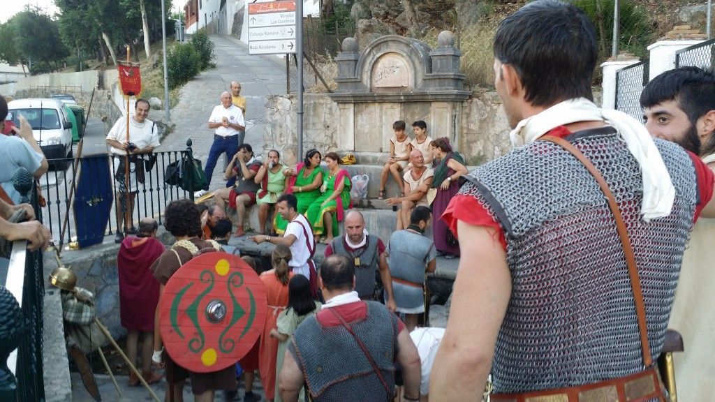 Bautizo de los "nuevos romanos" en la Fuente de los Nueve Caños de Ubrique.