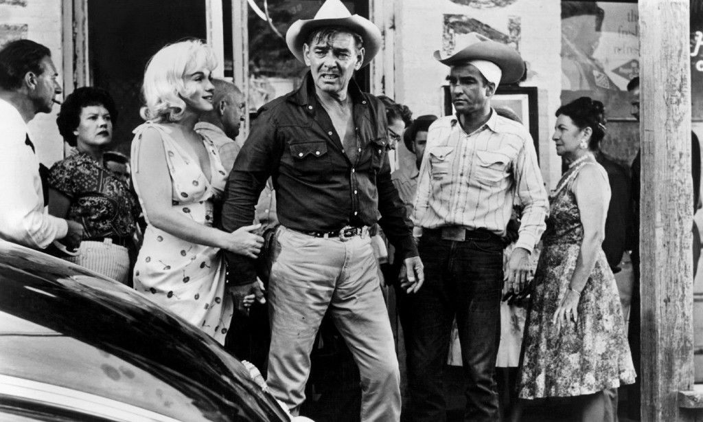 MARILYN MONROE, CLARK GABLE & MONTGOMERY CLIFT  Character(s): Roslyn Taber,Gay Langland & Perce Howland  Film 'THE MISFITS' (1961)  Directed By JOHN HUSTON  01 February 1961  CTH27609  Allstar/SEVEN ARTS  **WARNING** This Photograph is for editorial use only and is the copyright of SEVEN ARTS  and/or the Photographer assigned by the Film or Production Company & can only be reproduced by publications in conjunction with the promotion of the above Film. A Mandatory Credit To SEVEN ARTS is required. The Photographer should also be credited when known. No commercial use can be granted without written authority from the Film Company.