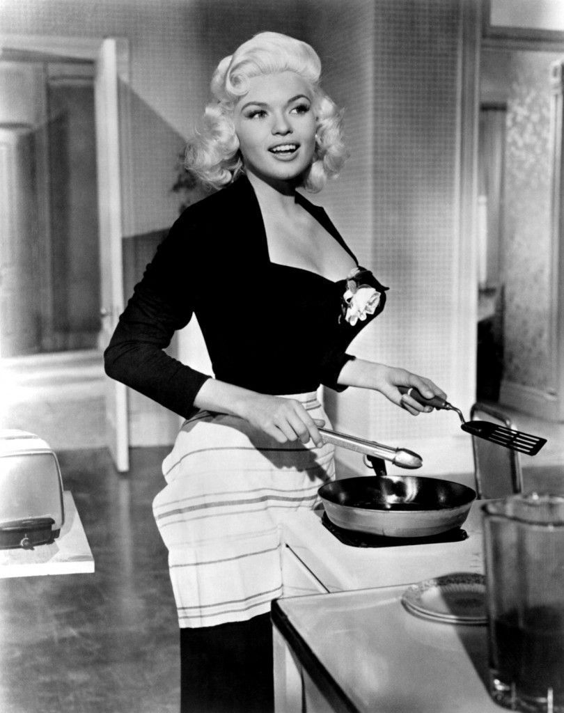 Jayne Mansfield en una escena de 'Una rubia en la cumbre'.