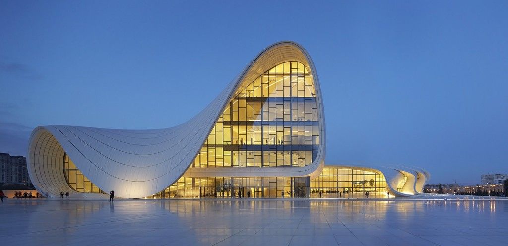 Centro Cultural Heydar Aliyeb, en Bakú (Azerbayán). 