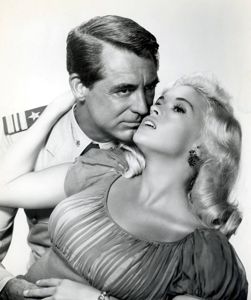 La Mansfield con Cary Grant en una foto promocional de 'Besalos por mí