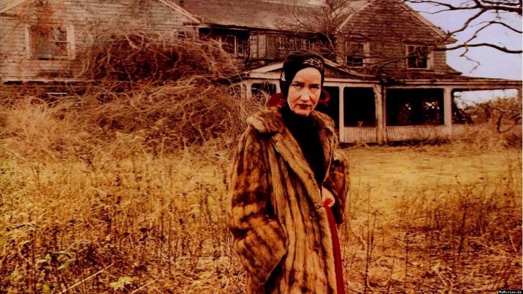 “Little” Edie Beale, en una escena del documental 'Grey Gardens'.